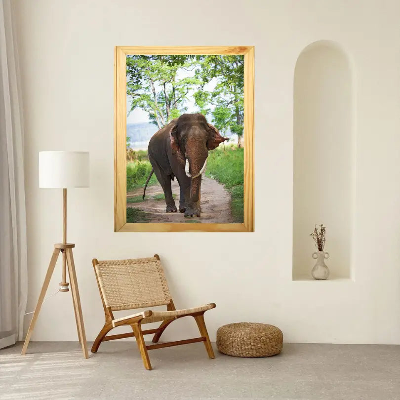 Reproduction d'art d'un éléphant majestueux retournant à la rivière - Cadre photo - Décoration murale - Retour à l'accueil